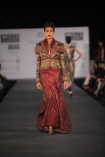Model walks the ramp for Tarun Tahiliani at Wills Lifestyle India Fashion Week Autumn Winter 2012 Day 2 on 16th Feb 2012 (179).JPG